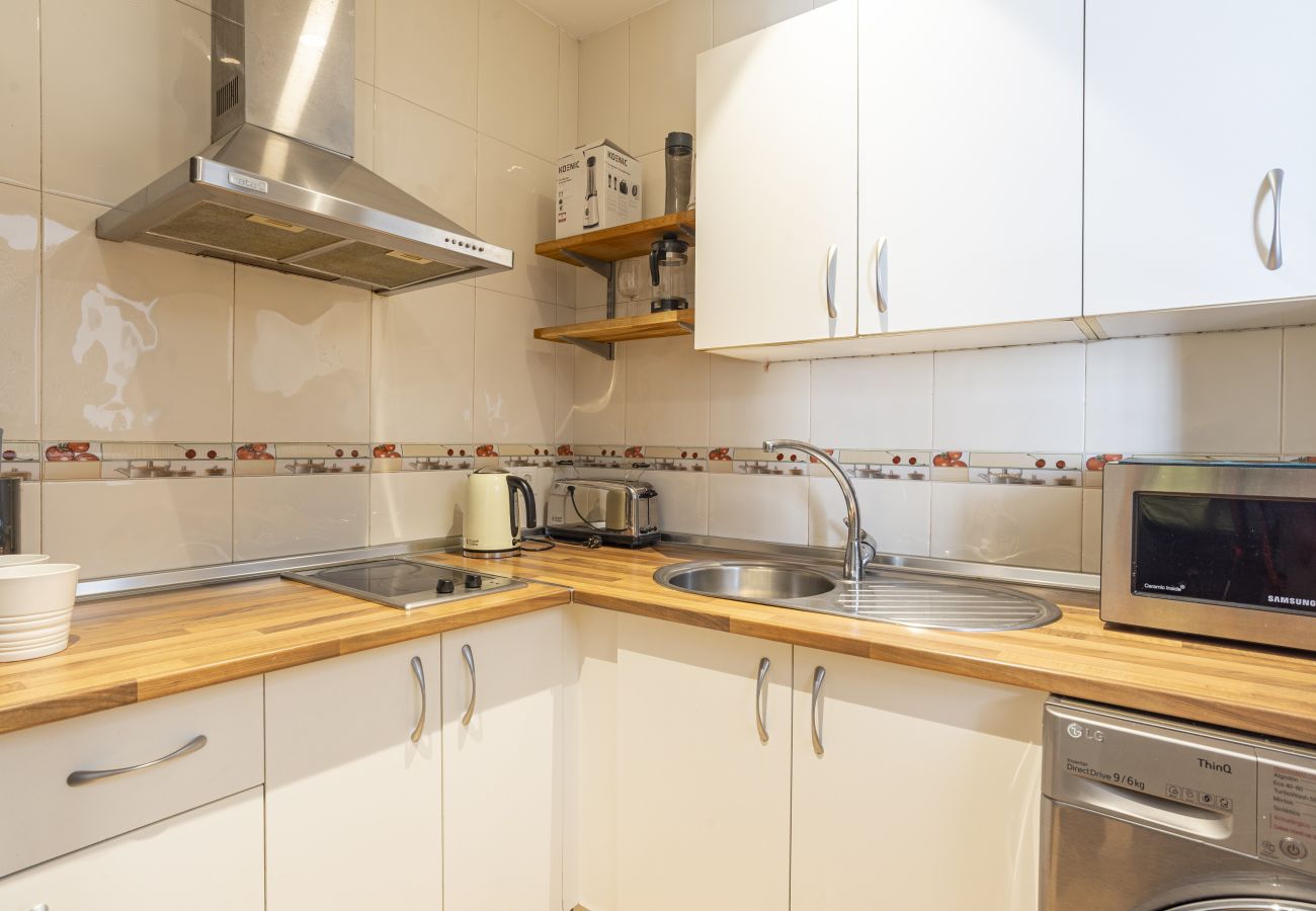 Apartment in Málaga - Malaga Central 2 Bedroom Patio 