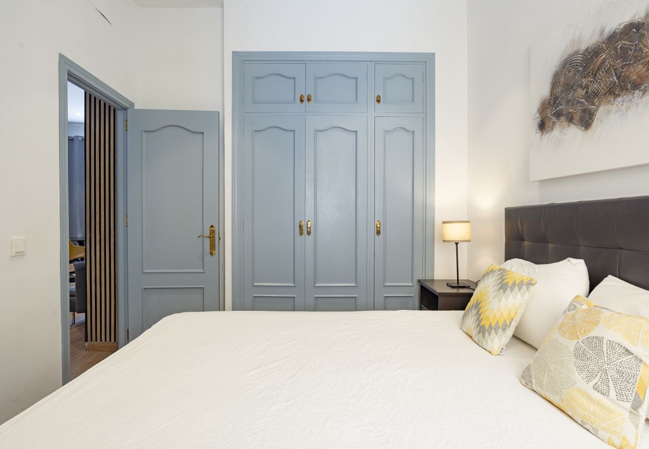 Apartment in Málaga - Malaga Central 2 Bedroom Patio 